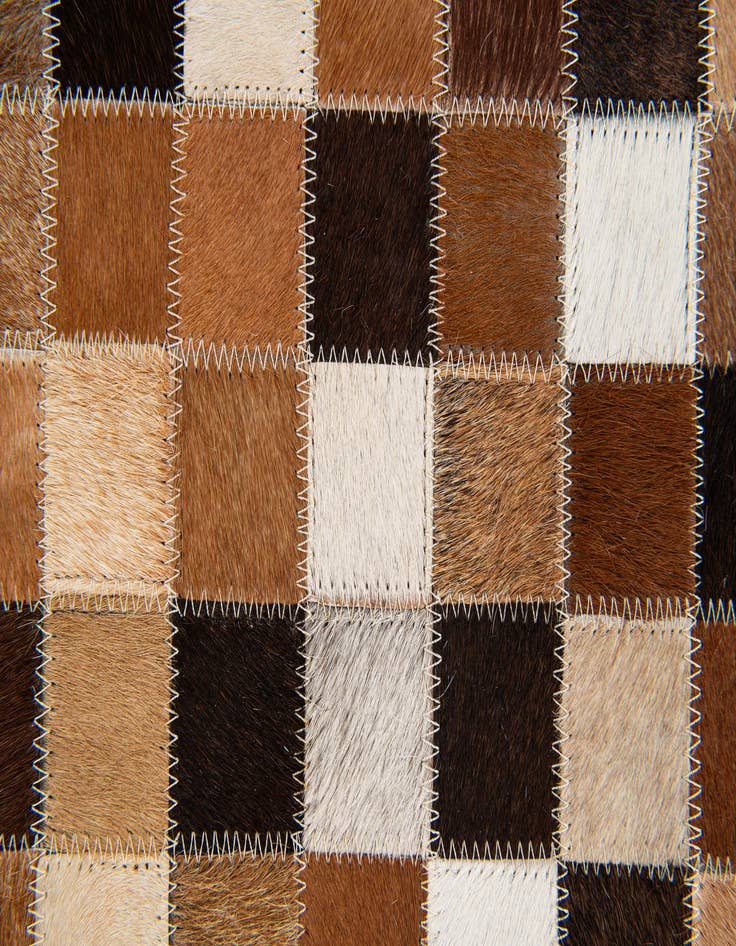 Detail image of 4' x 5' 11 Cowhide Stocks Rug