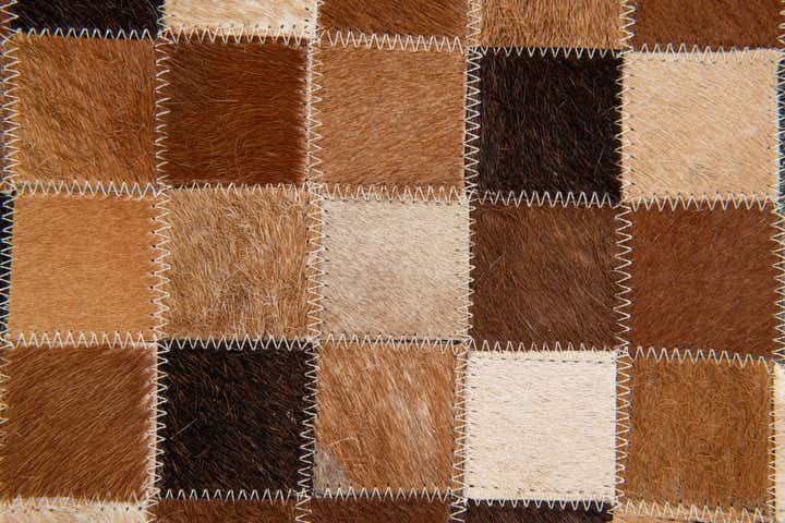 4' x 6' Cowhide Stocks Rug