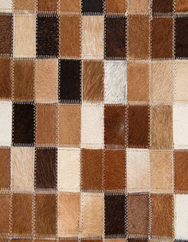 Detail image of 4' x 5' 11 Cowhide Stocks Rug