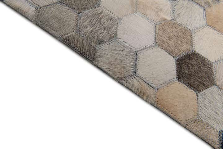 4' x 5' 10 Cowhide Stocks Rug