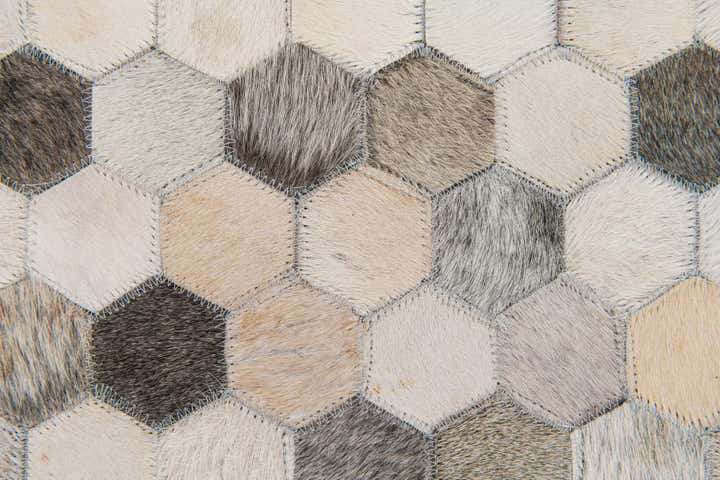 4' x 5' 10 Cowhide Stocks Rug