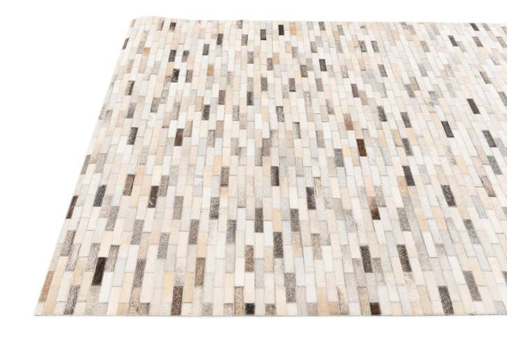 Detail image of 4' x 5' 10 Cowhide Stocks Rug