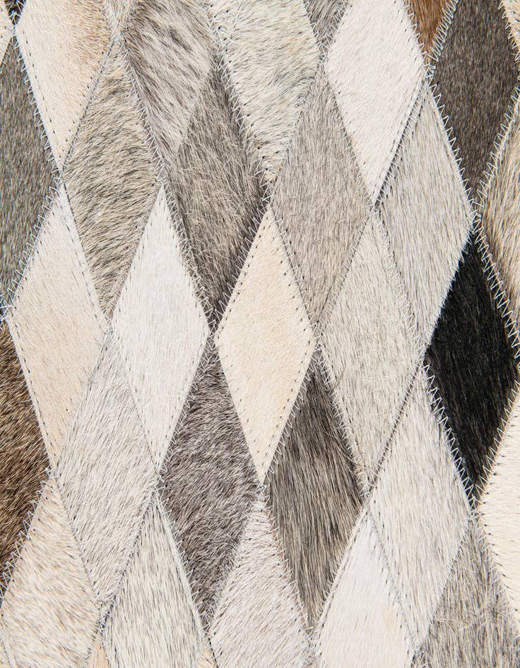 Detail image of 3' 11 x 6' 3 Cowhide Stocks Rug