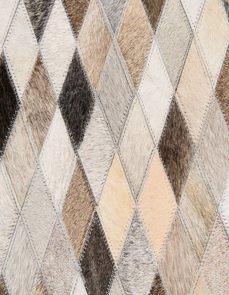 Detail image of 4' 1 x 5' 11 Cowhide Stocks Rug