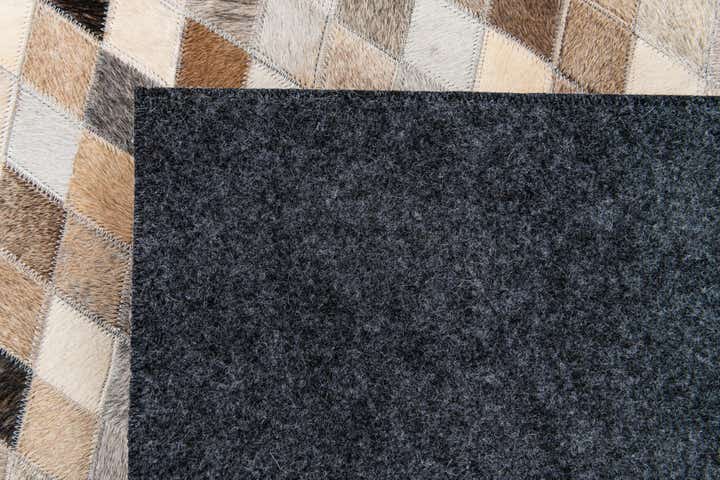 4' 1 x 5' 11 Cowhide Stocks Rug