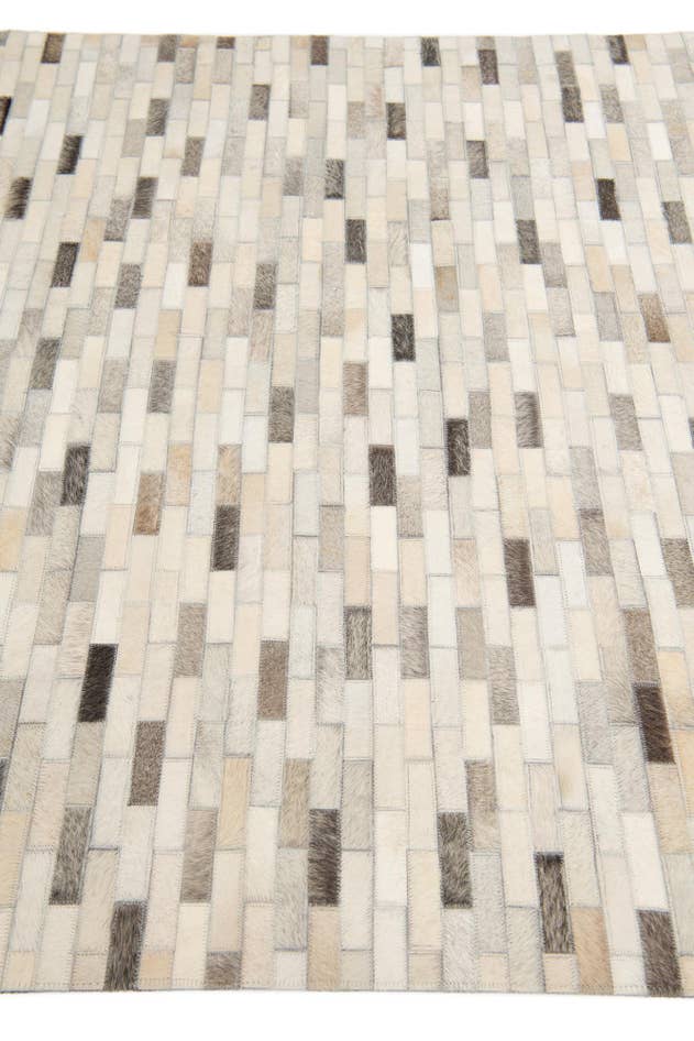 Detail image of 4' x 6' Cowhide Stocks Rug