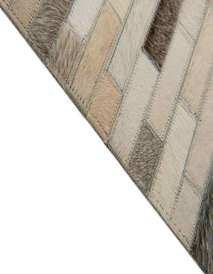 Detail image of 4' x 5' 11 Cowhide Stocks Rug