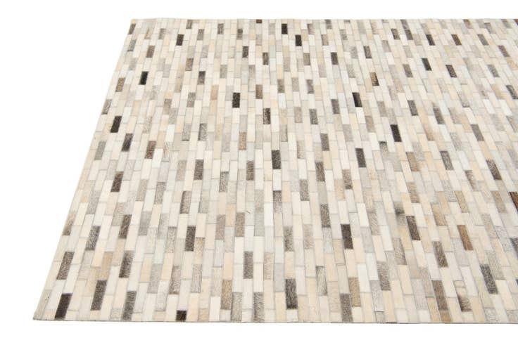 Detail image of 4' x 5' 11 Cowhide Stocks Rug