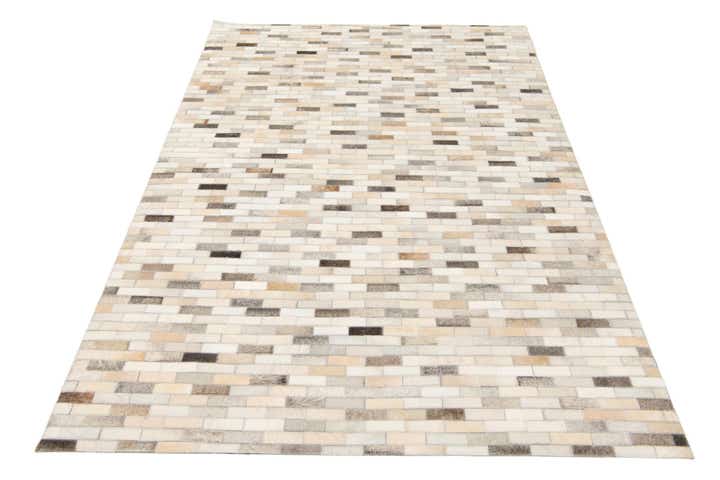 4' x 6' Cowhide Stocks Rug