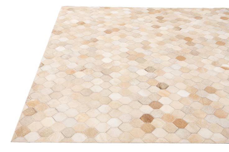 Detail image of 4' x 5' 11 Cowhide Stocks Rug