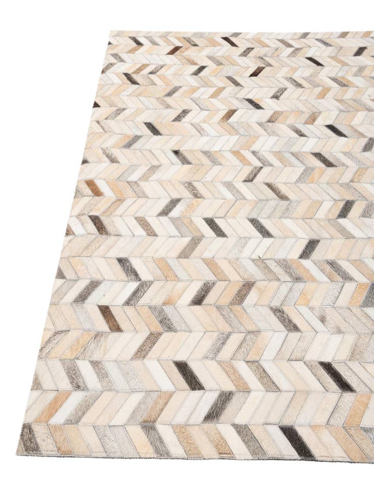 Detail image of 4' x 6' 1 Cowhide Stocks Rug