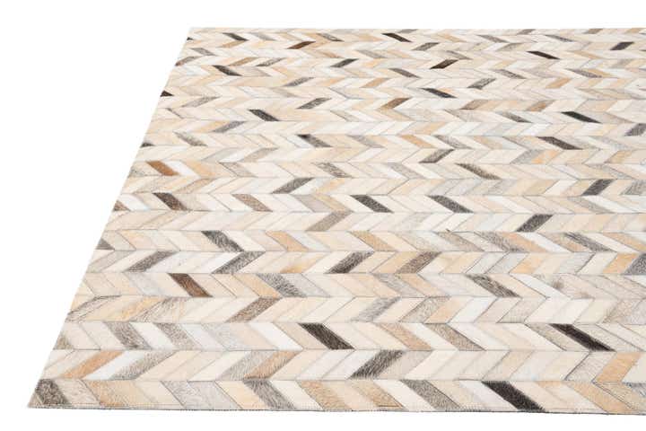4' x 6' 1 Cowhide Stocks Rug