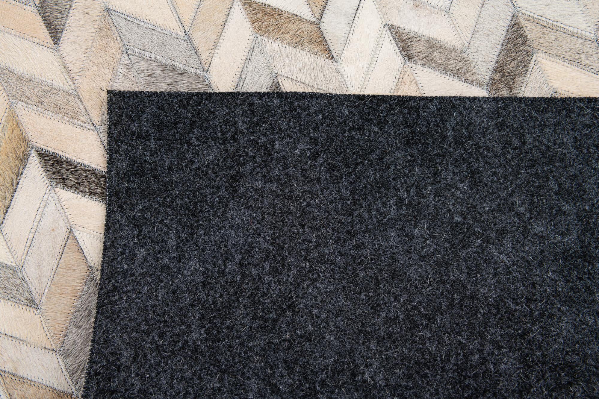 4' x 6' 1 Cowhide Stocks Rug