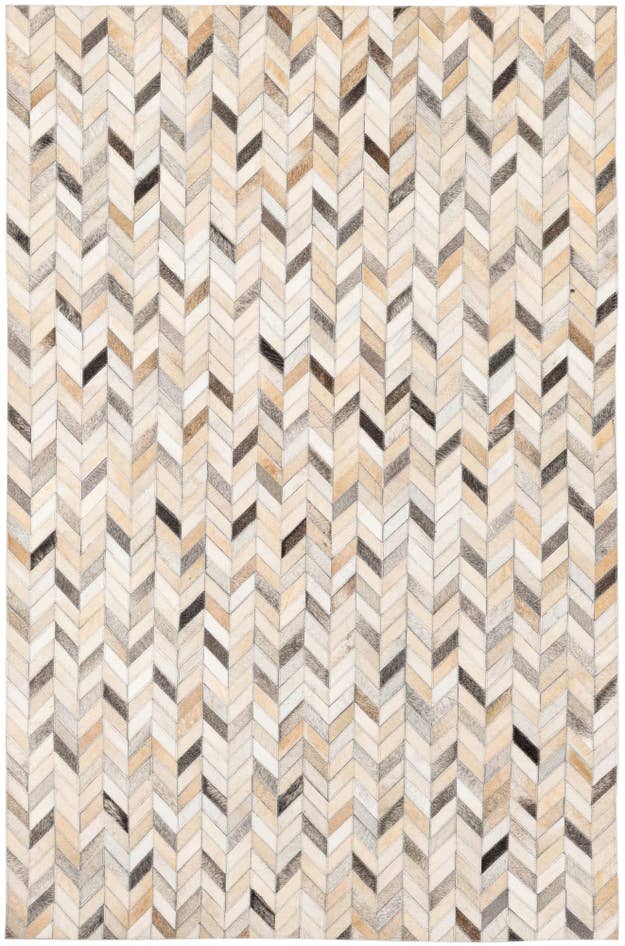 Detail image of 4' x 6' 1 Cowhide Stocks Rug