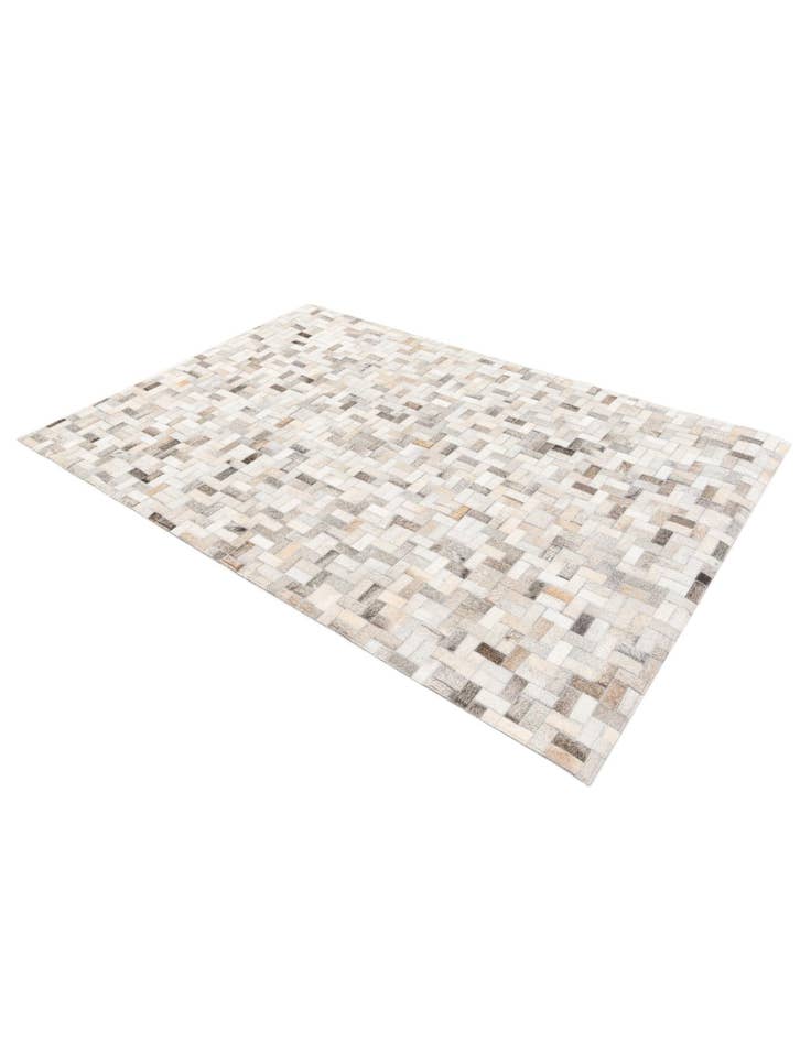 Detail image of 4' 1 x 6' 1 Cowhide Stocks Rug