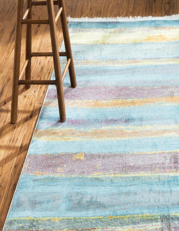 Detail image of 4' 3 x 6' Dakota Rug