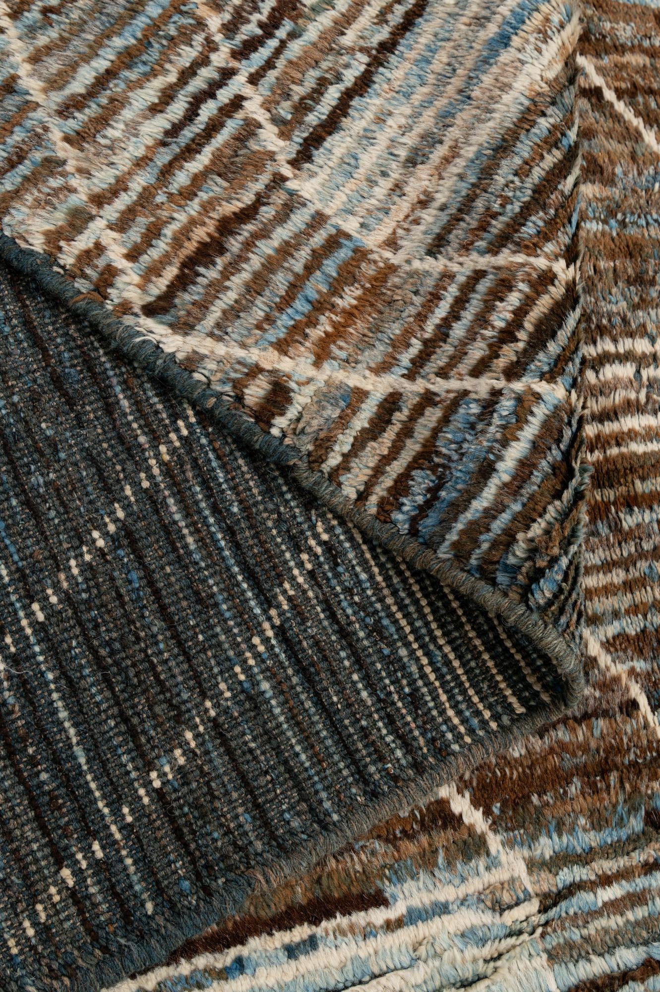 6' 7 x 9' 7 Hand Knotted Darya Wool Rug