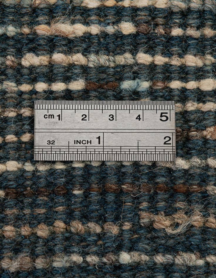 Detail image of 6' 9 x 9' 10  Hand Knotted Darya Wool Rug