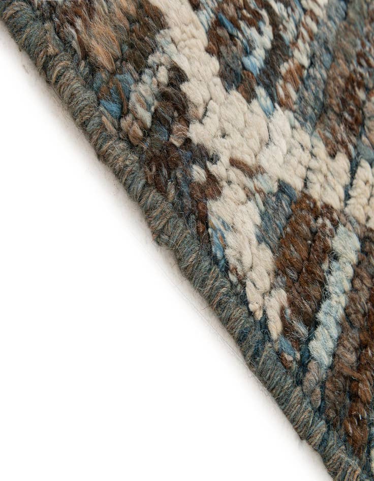 Detail image of 6' 9 x 9' 10  Hand Knotted Darya Wool Rug