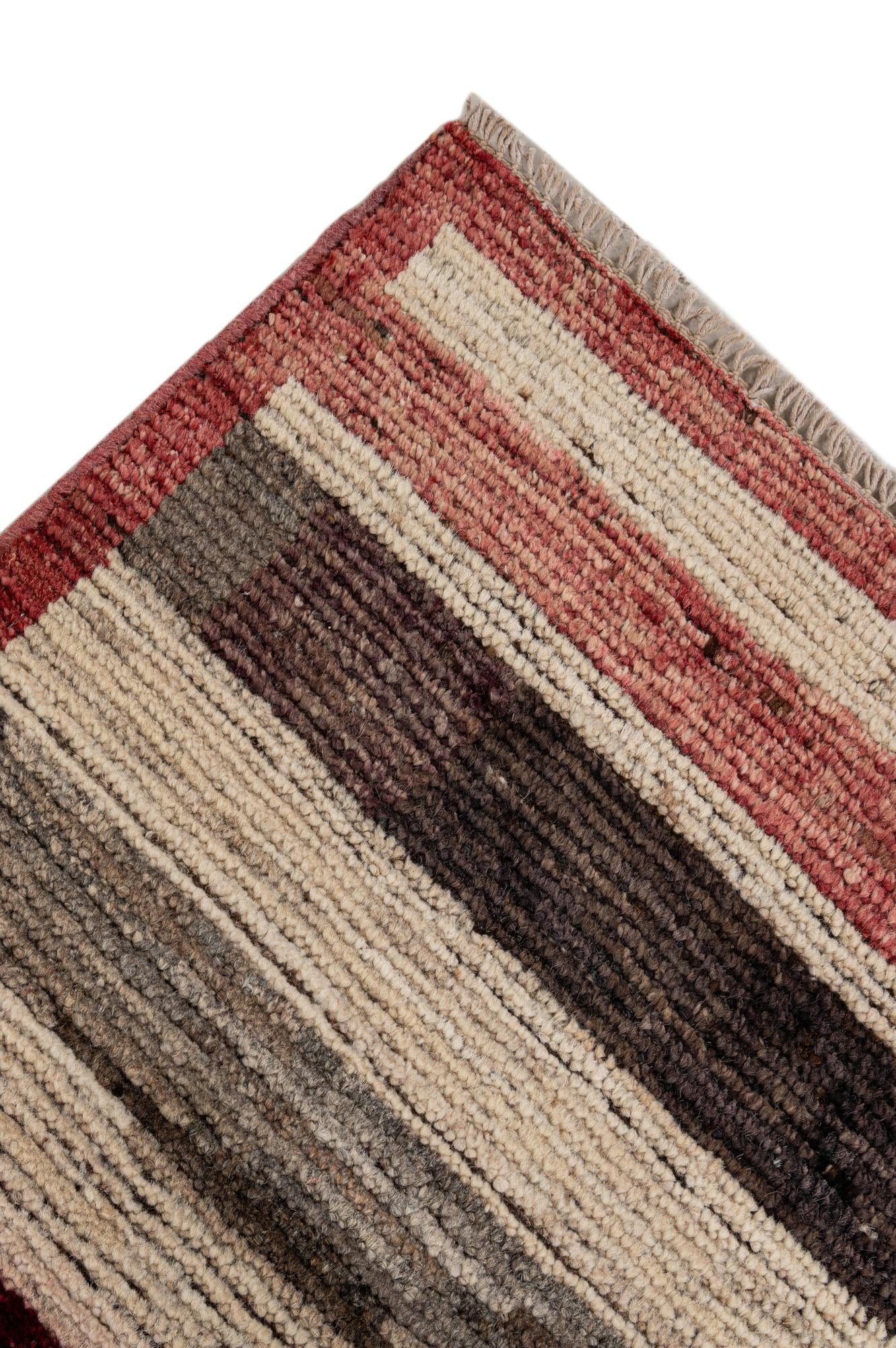 8' x 9' 10 Hand Knotted Darya Wool Rug