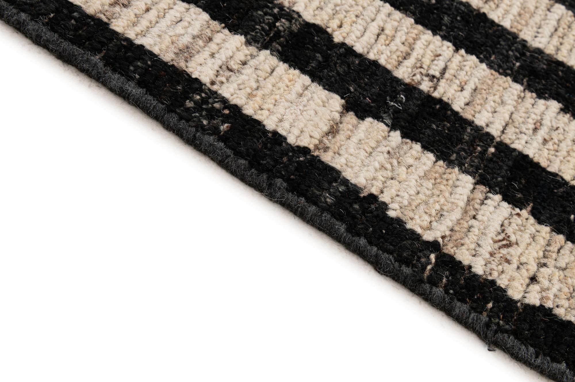 8' 2 x 9' 7 Hand Knotted Darya Wool Rug