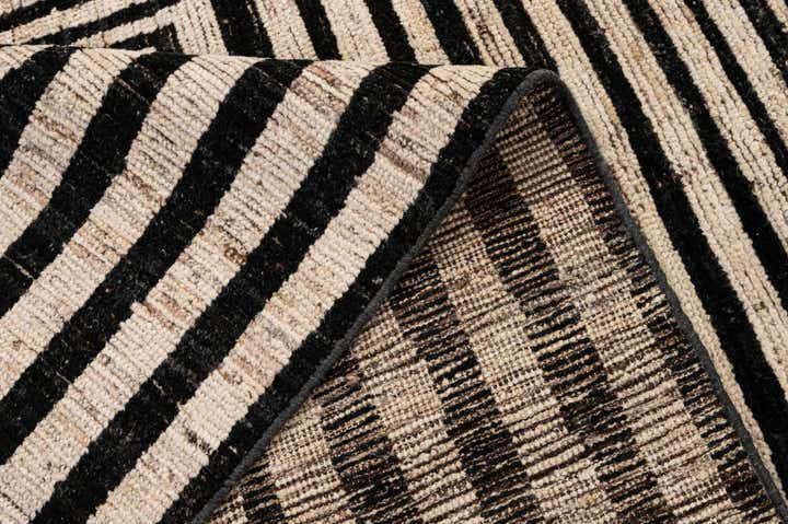 8' 2 x 9' 7 Hand Knotted Darya Wool Rug