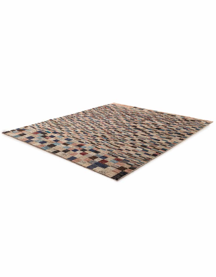 Detail image of 8' 2 x 9' 8 Hand Knotted Darya Wool Rug