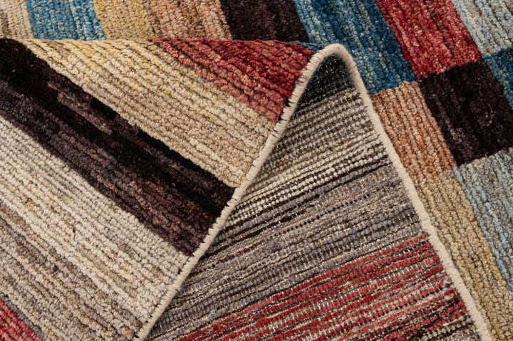 8' 10 x 9' 11 Hand Knotted Darya Wool Rug