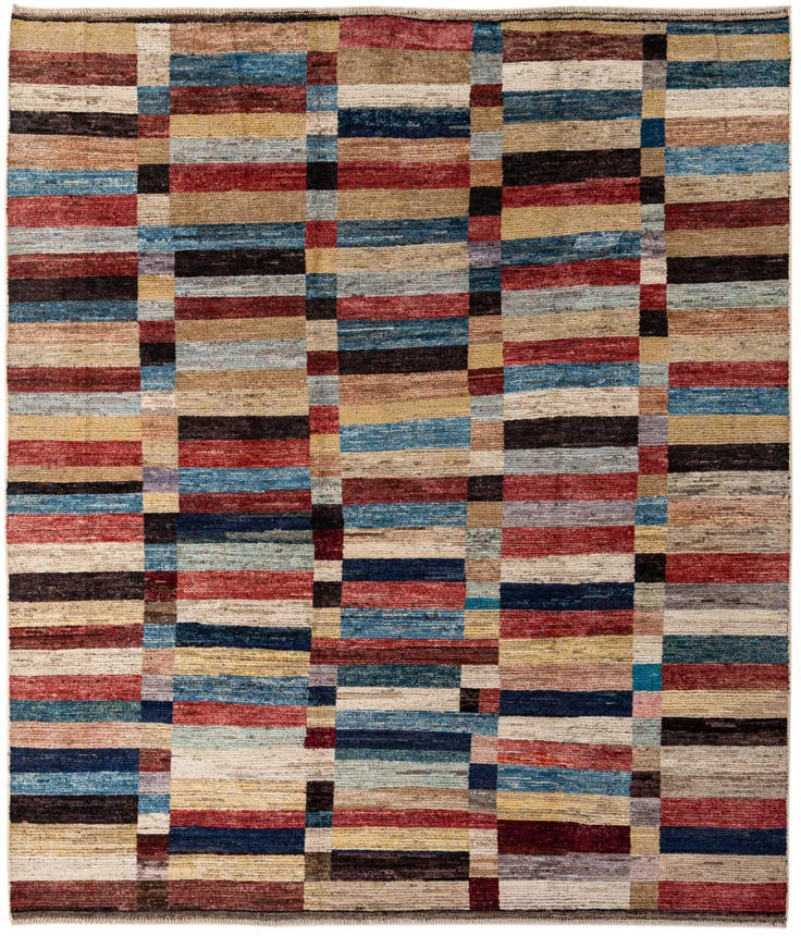 Detail image of 8' 10 x 9' 11 Hand Knotted Darya Wool Rug