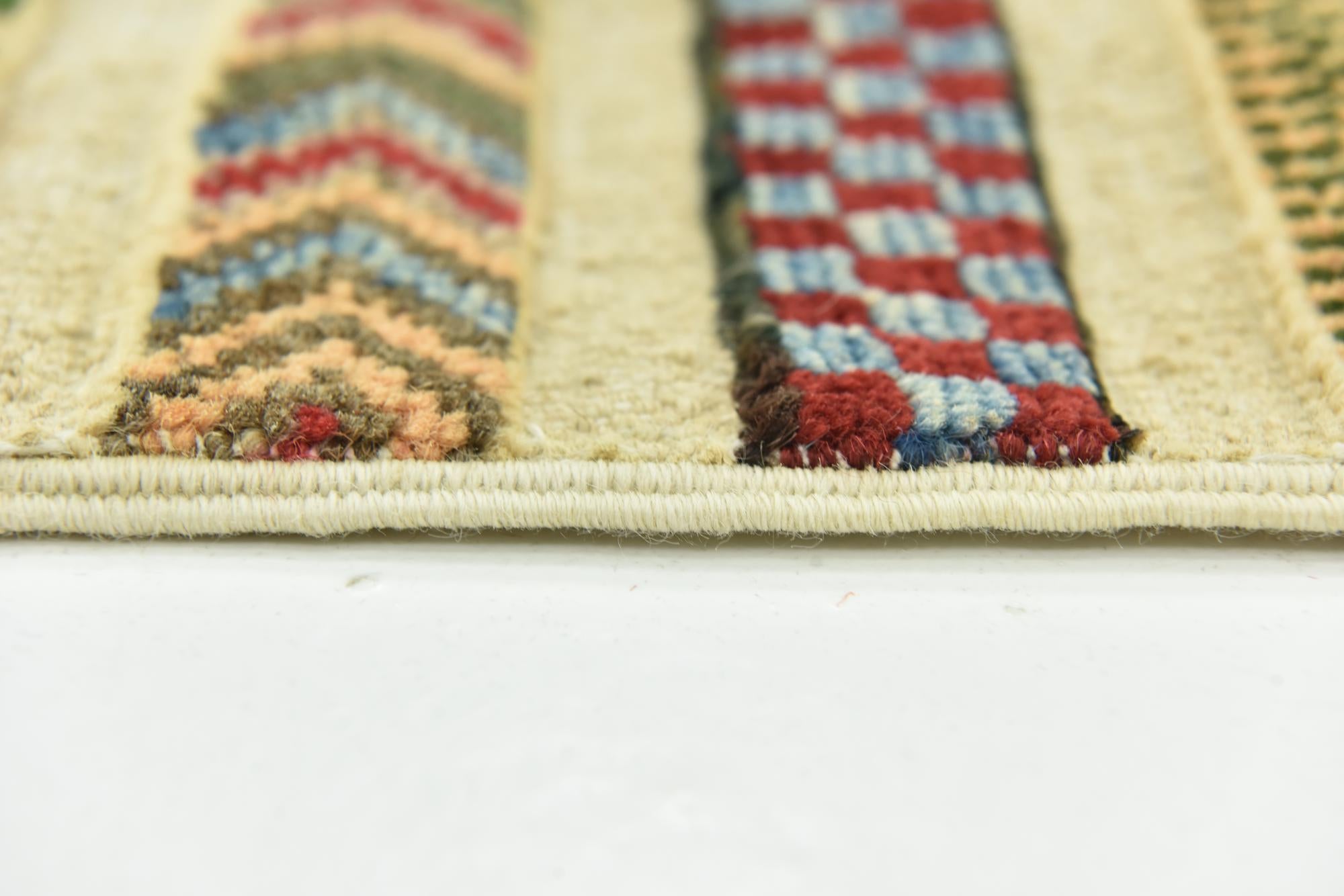 3' 4 x 4' 10 Hand Knotted Darya Rug