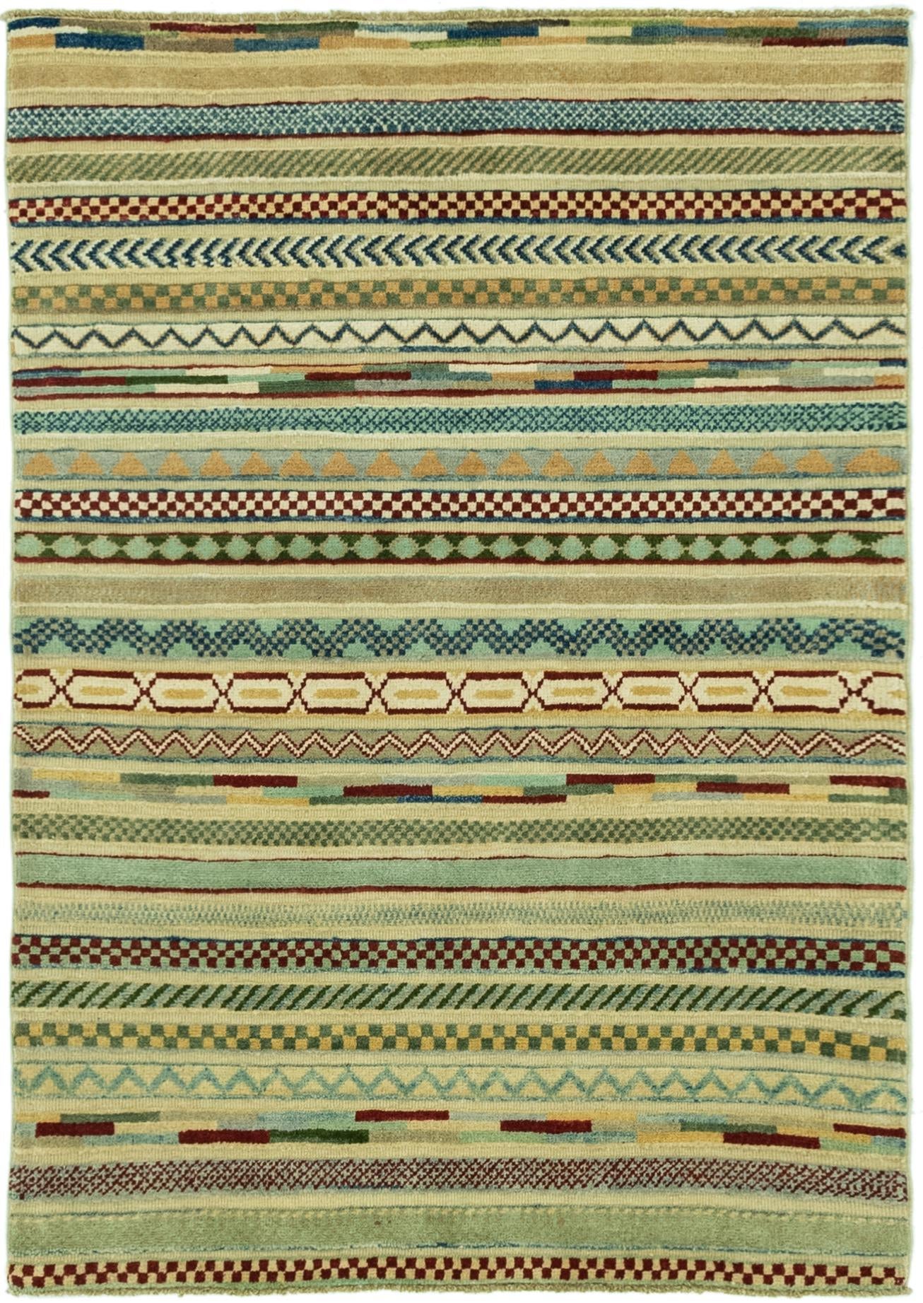 3' 4 x 4' 11 Hand Knotted Darya Rug
