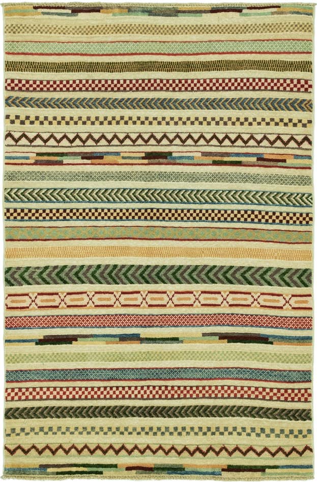 Detail image of 3' 2 x 4' 11 Hand Knotted Darya Rug