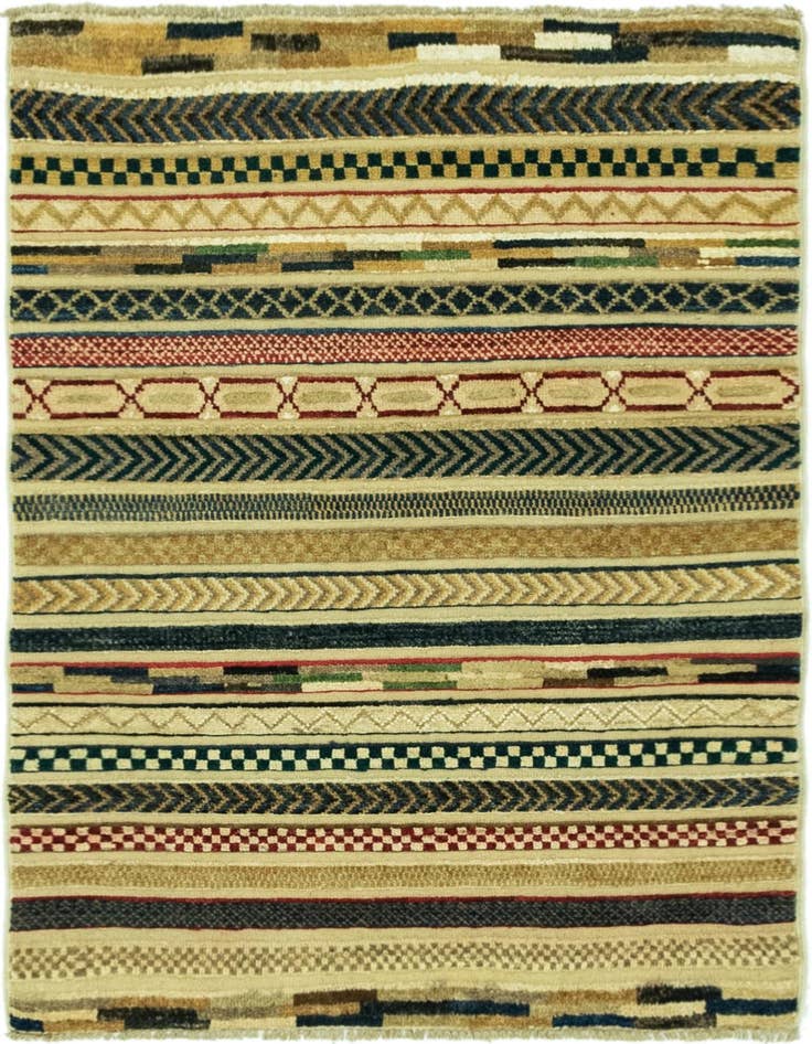 Detail image of 2' 9 x 4' 1 Hand Knotted Darya Rug