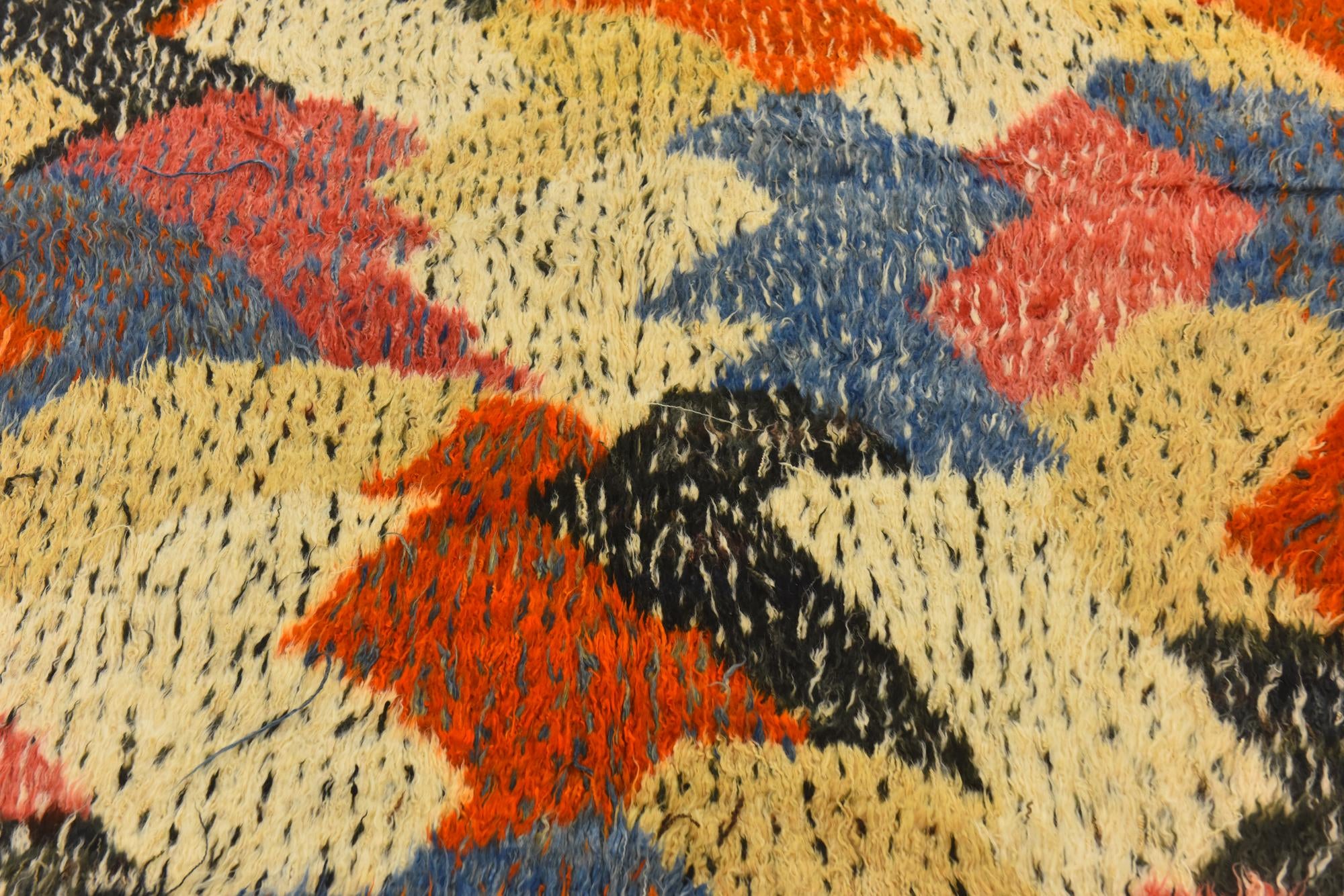 6' 5 x 9' 5 Hand Knotted Darya Wool Rug