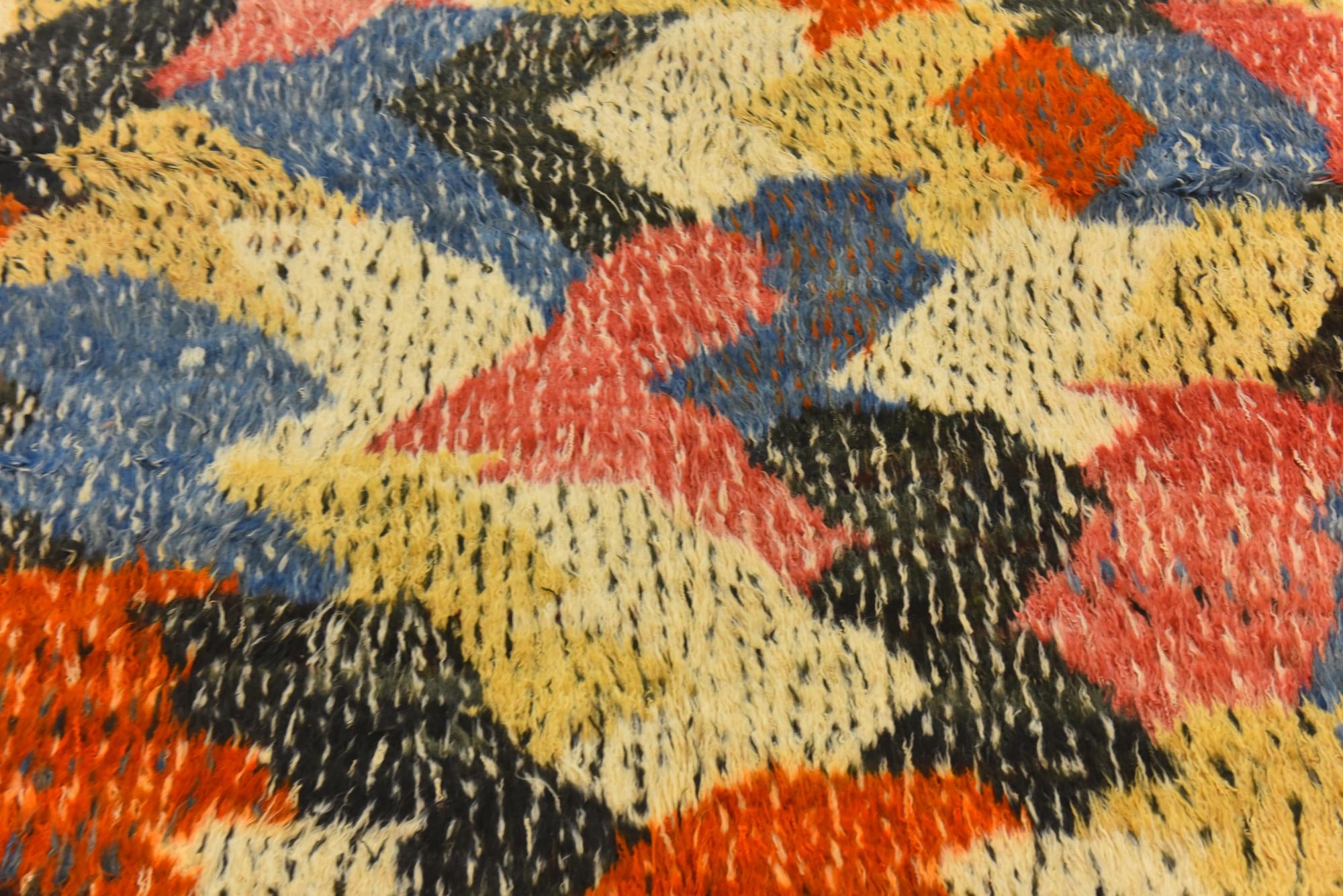 6' 5 x 9' 5 Hand Knotted Darya Wool Rug