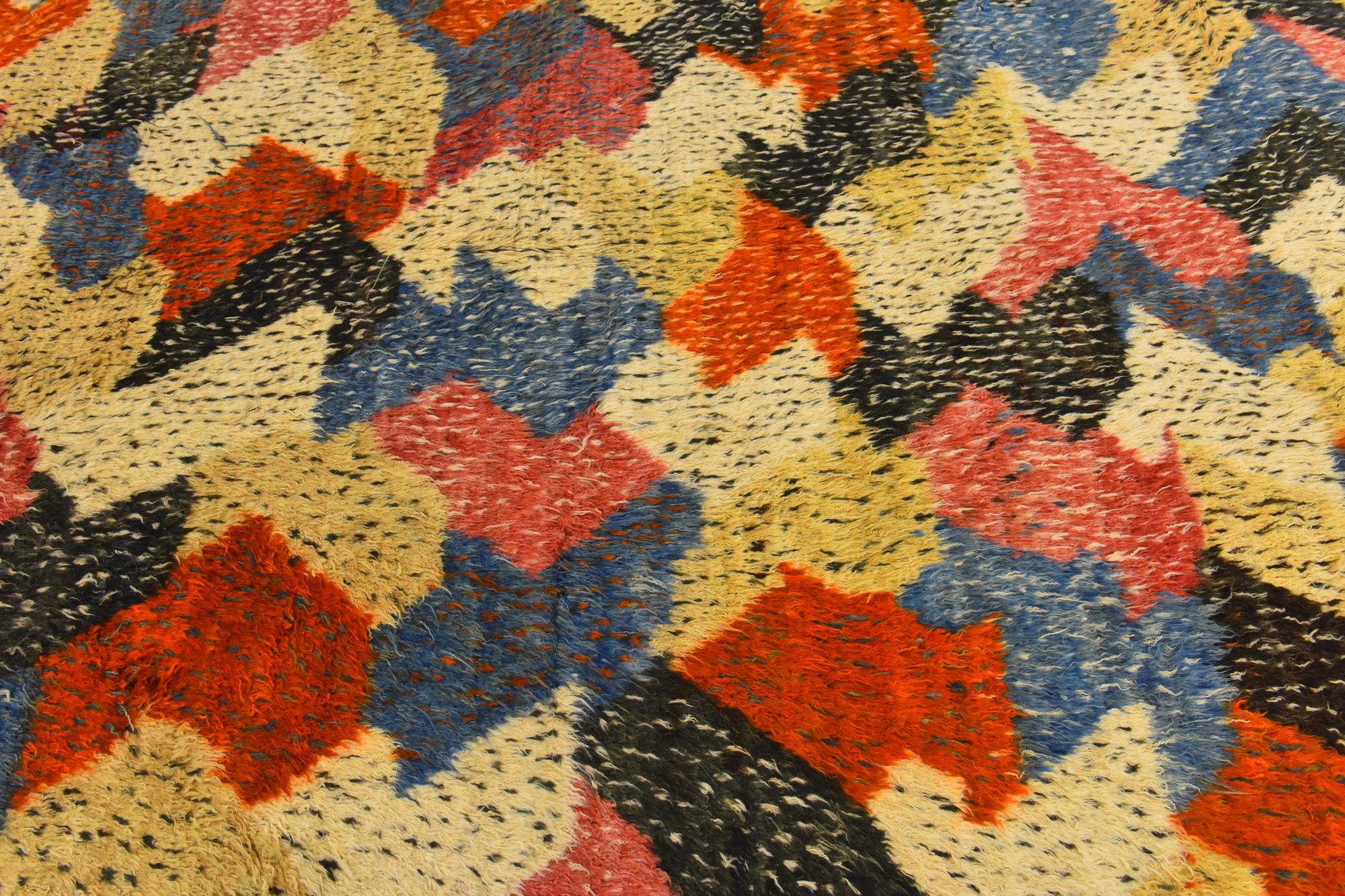6' 5 x 9' 5 Hand Knotted Darya Wool Rug