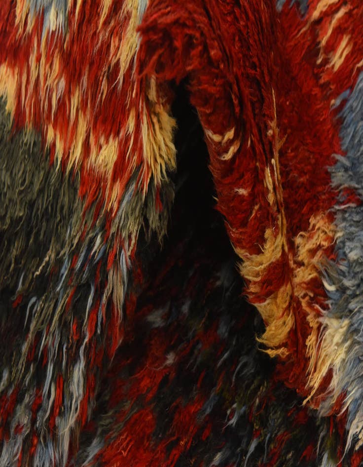 Detail image of 6' 4 x 9' 7  Hand Knotted Darya Wool Rug