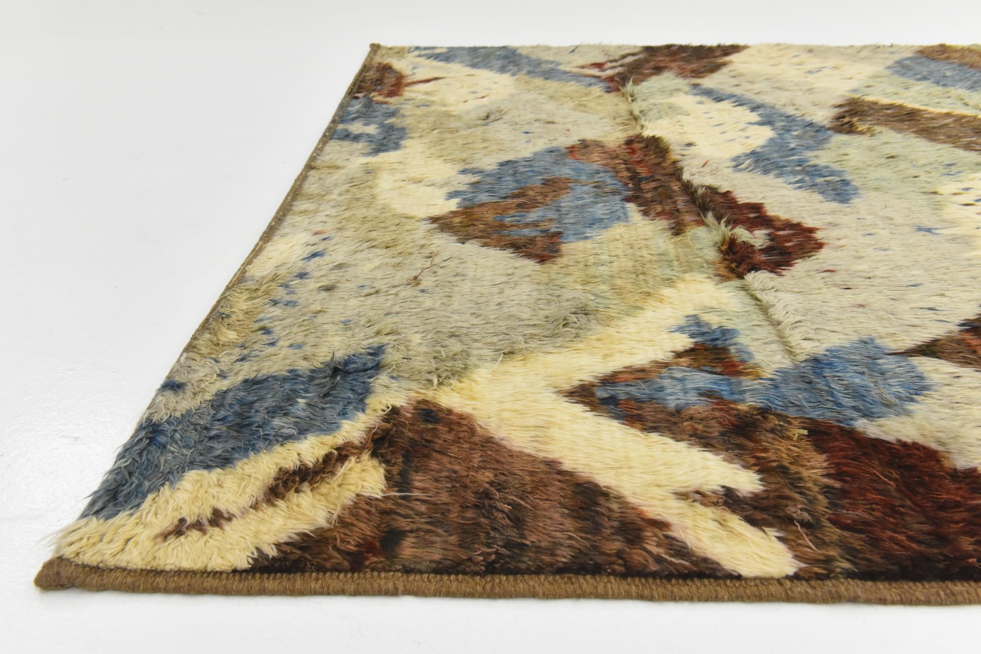 6' 7 x 9' 4 Hand Knotted Darya Wool Rug