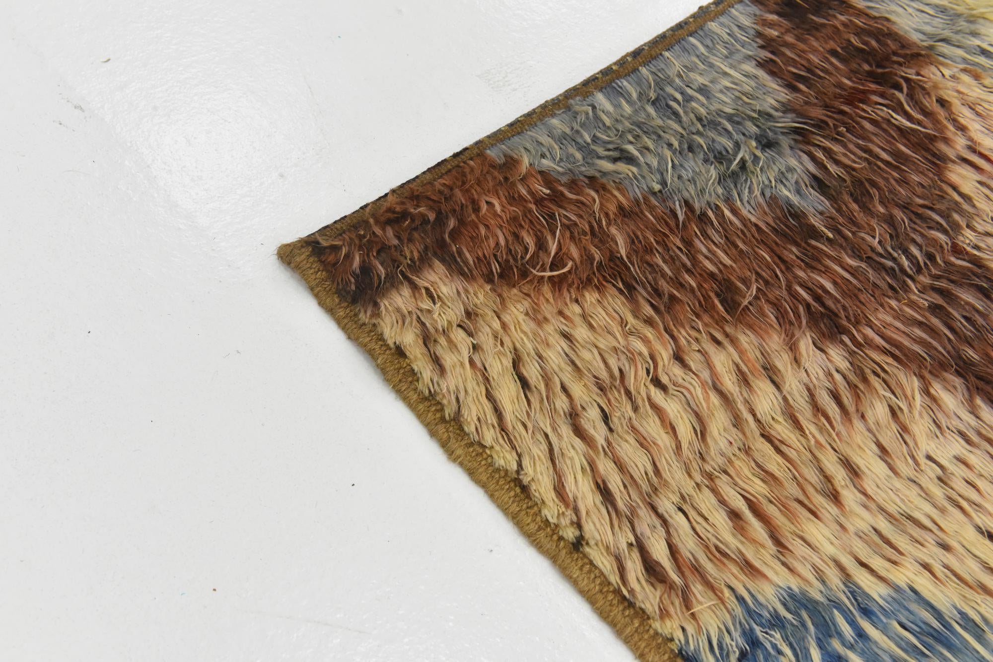 6' 7 x 8' 10 Hand Knotted Darya Wool Rug
