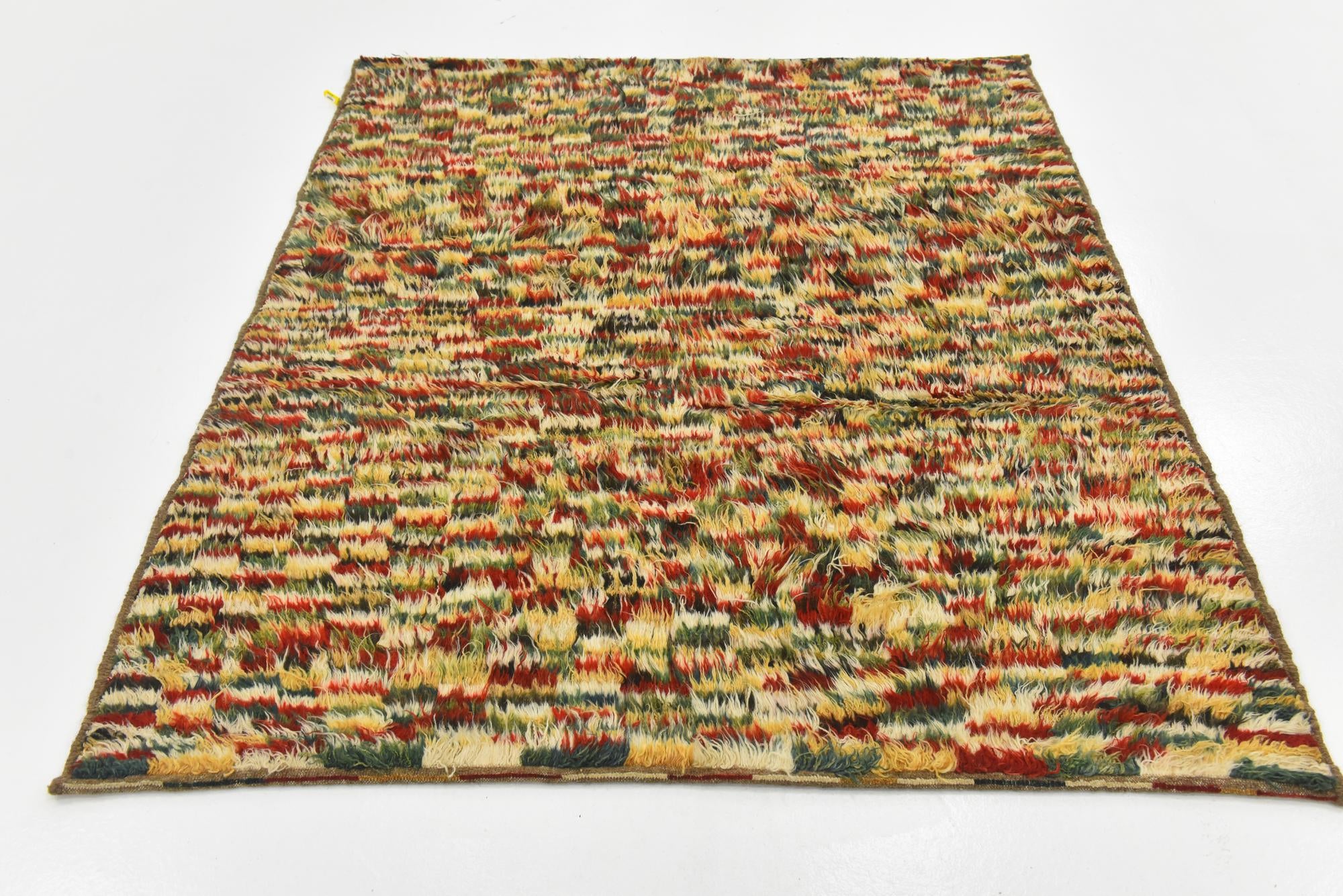 5' x 6' Hand Knotted Darya Wool Rug