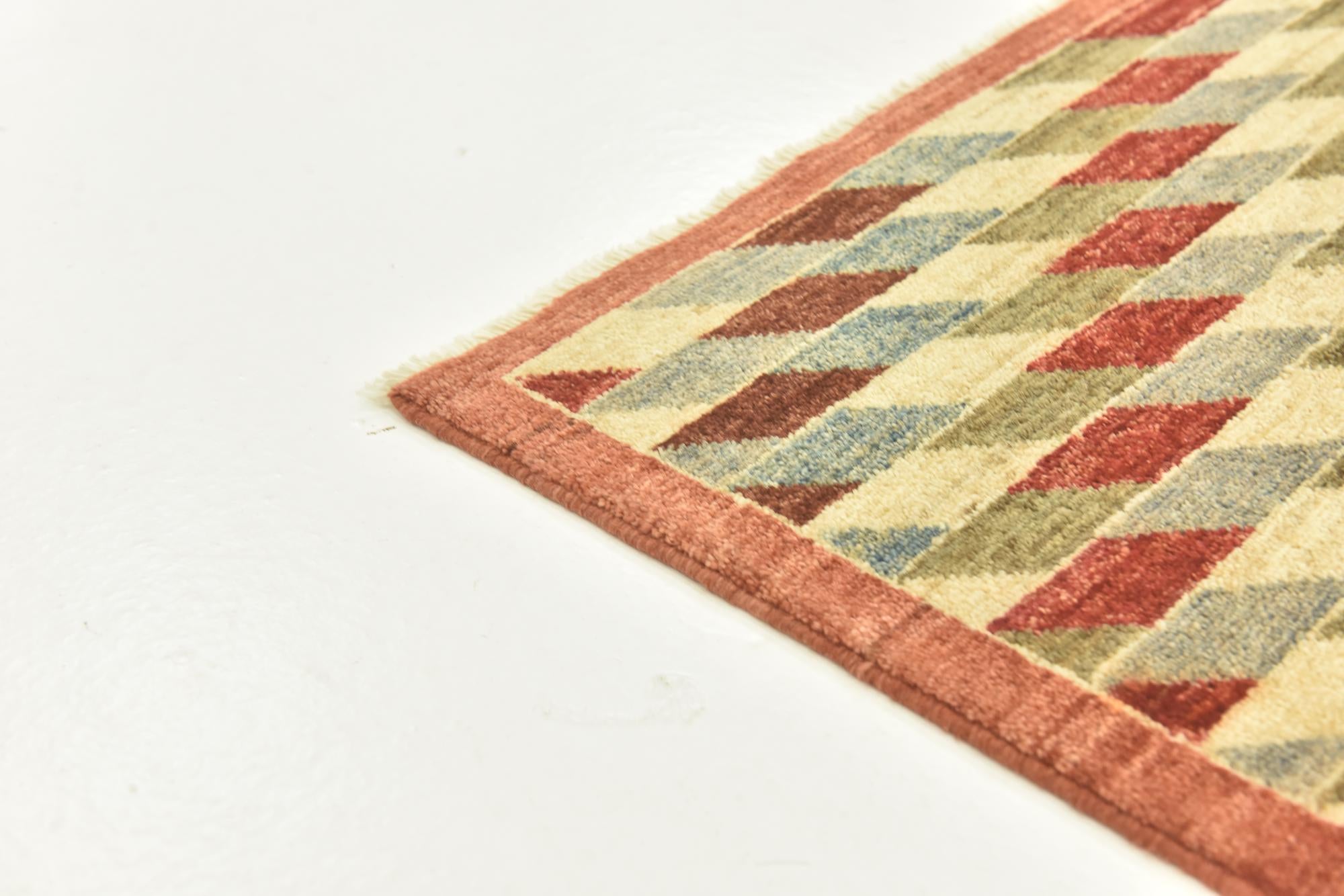 4' 2 x 5' 9 Hand Knotted Darya Oriental Rug