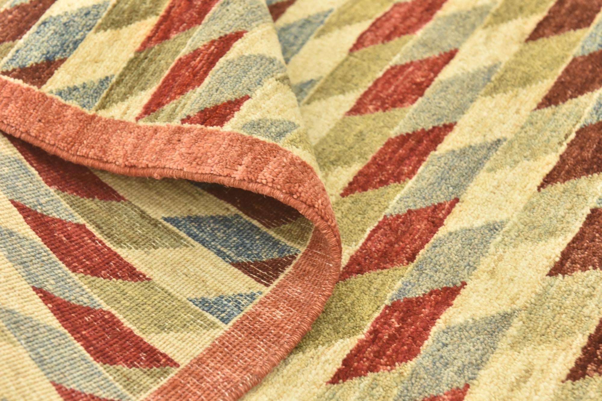 4' 2 x 5' 9 Hand Knotted Darya Oriental Rug