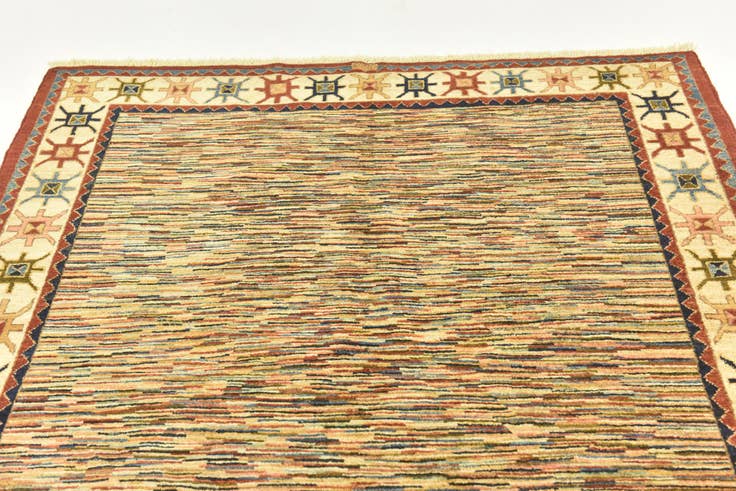 Detail image of 5' 1 x 6' 5 Hand Knotted Darya Oriental Rug