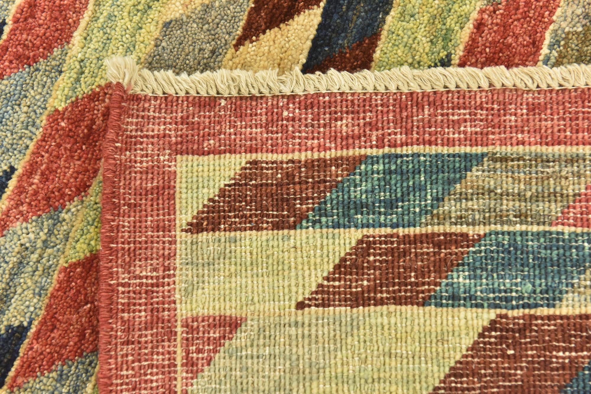 4' 1 x 5' 9 Hand Knotted Darya Oriental Rug