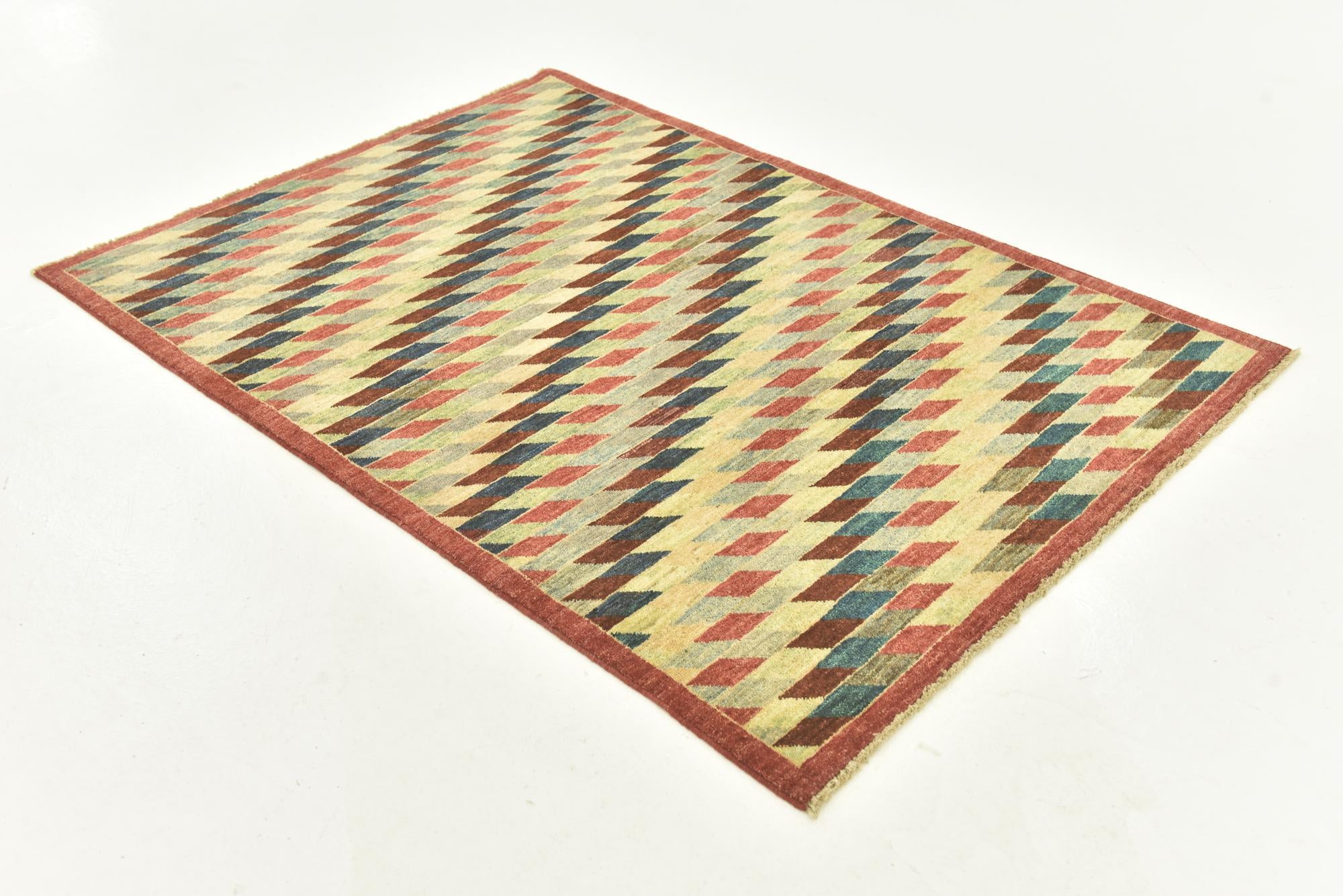 4' 1 x 5' 9 Hand Knotted Darya Oriental Rug
