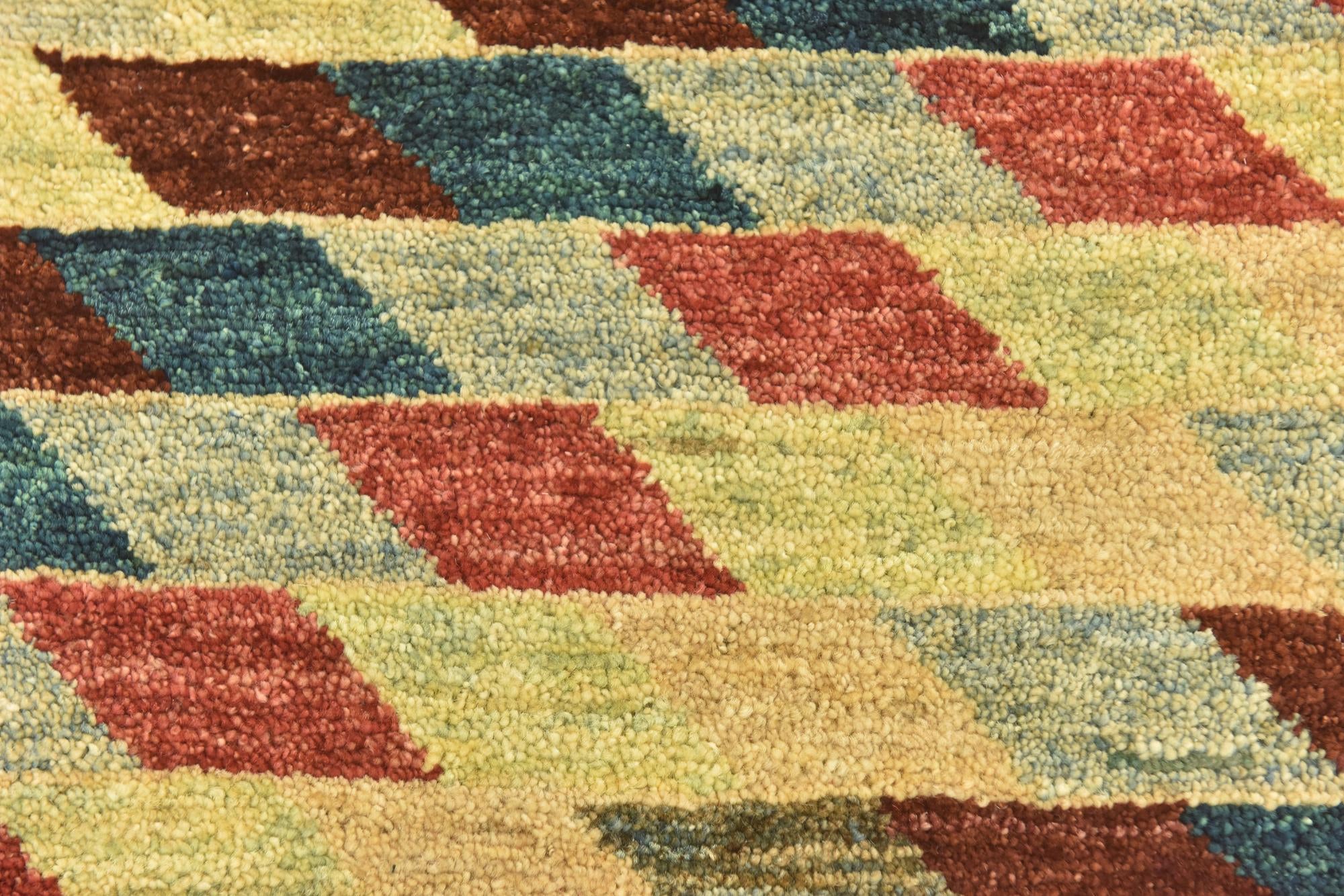 4' 1 x 5' 9 Hand Knotted Darya Oriental Rug