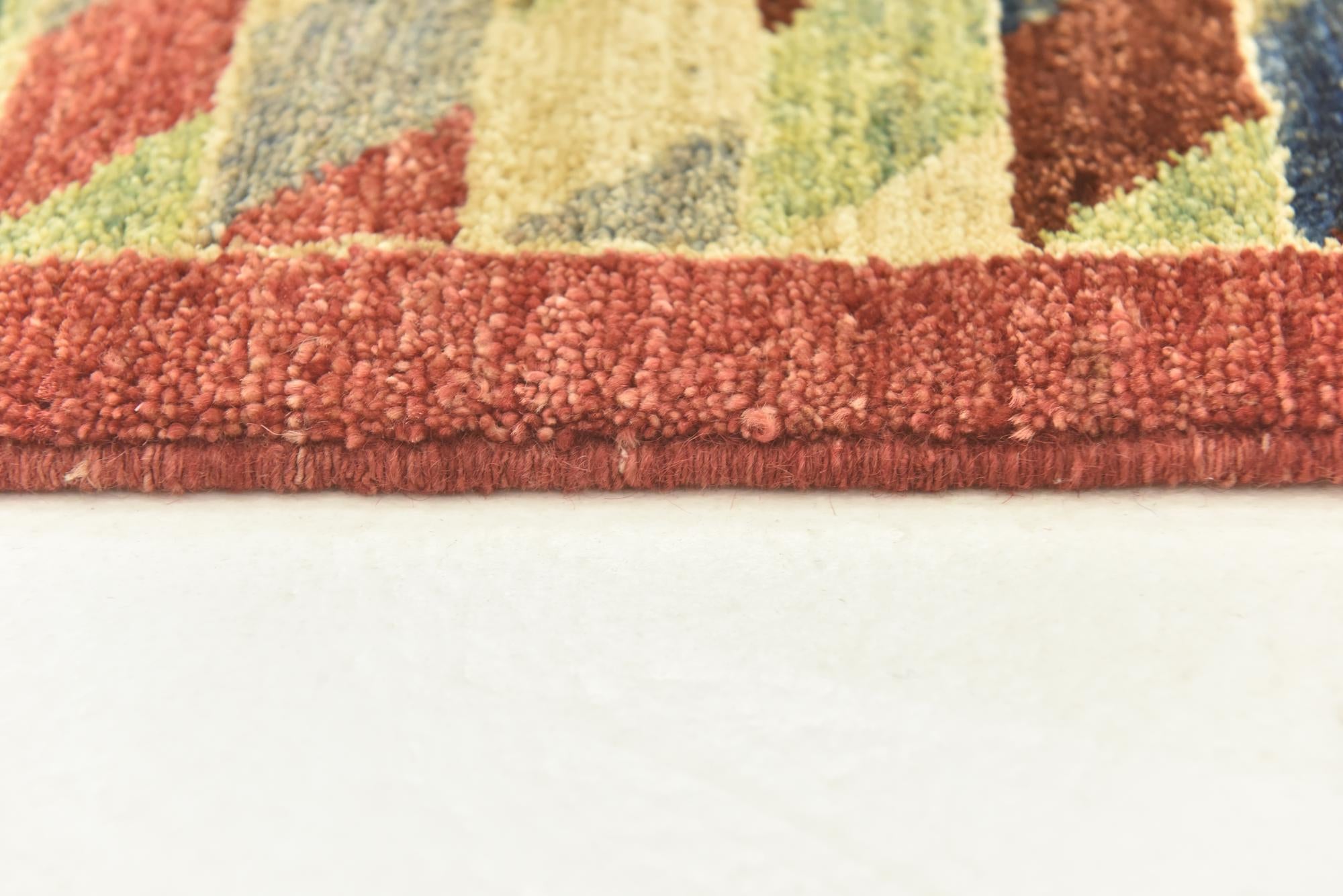 4' 1 x 5' 9 Hand Knotted Darya Oriental Rug