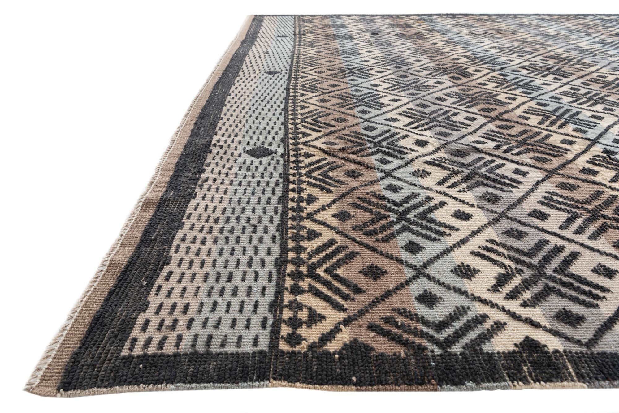 10' x 14' 5 Hand Knotted Darya Wool Rug