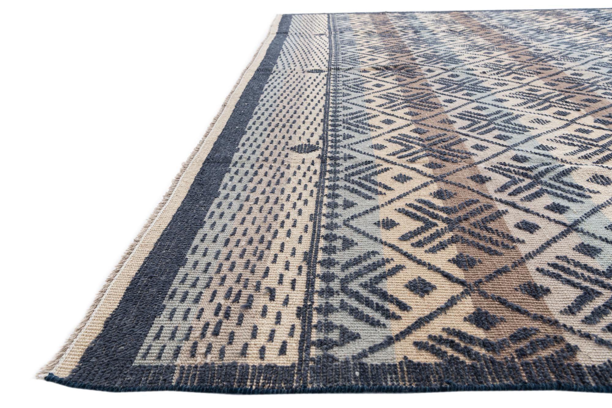 9' 9 x 14' 4 Hand Knotted Darya Wool Rug