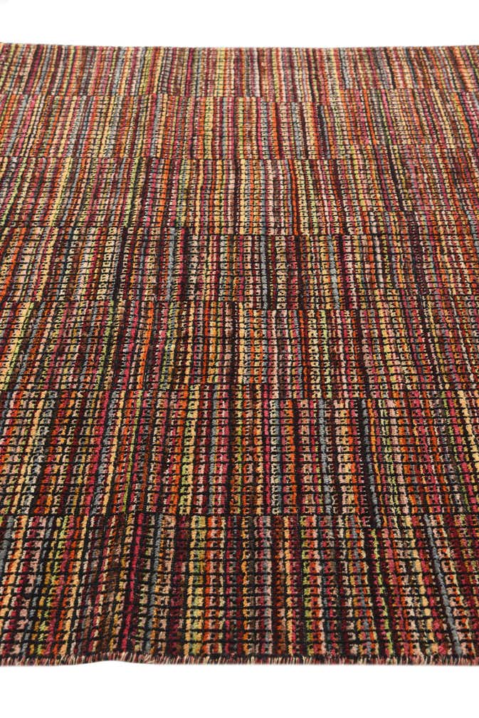 5' 7 x 7' 10 Hand Knotted Darya Wool Rug